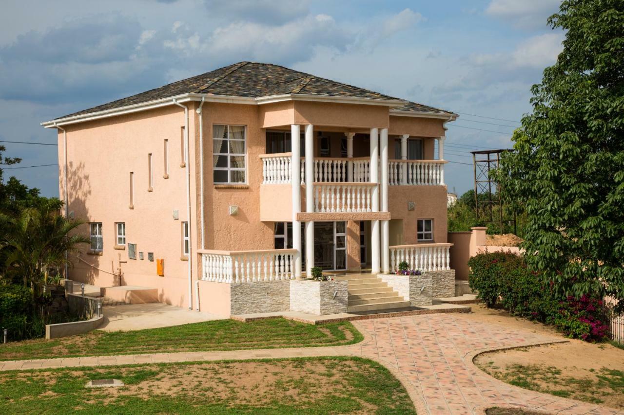 Ekupholeni Garden Villas Manzini Exterior foto